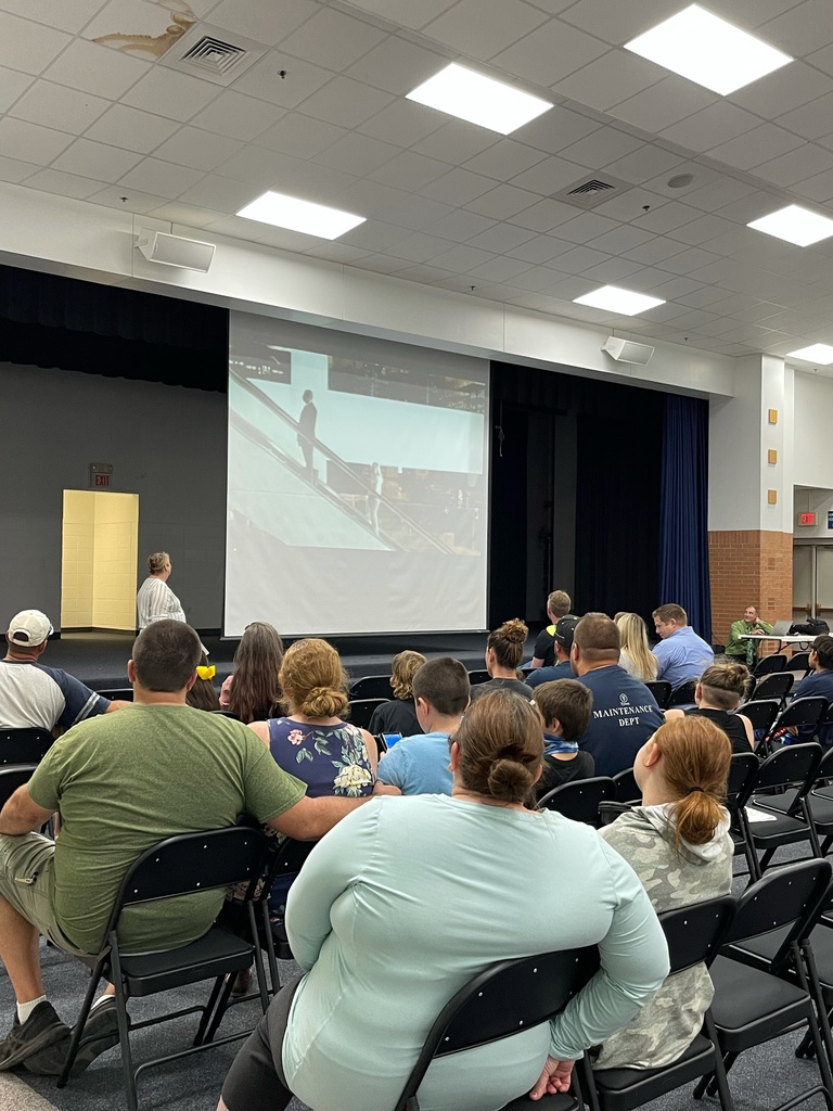 Last Thursday evening, RVMS parents joined us for an informative evening about our school year and were educated about the four pillars that we follow here at RVMS: Respect, Growth Mindset, Responsibility, and Conflict Management. Parents were divided by grade level of their child(ren), and teachers explained the pillars and engaged parents in some activities related to those pillars. Looking forward to a great year!